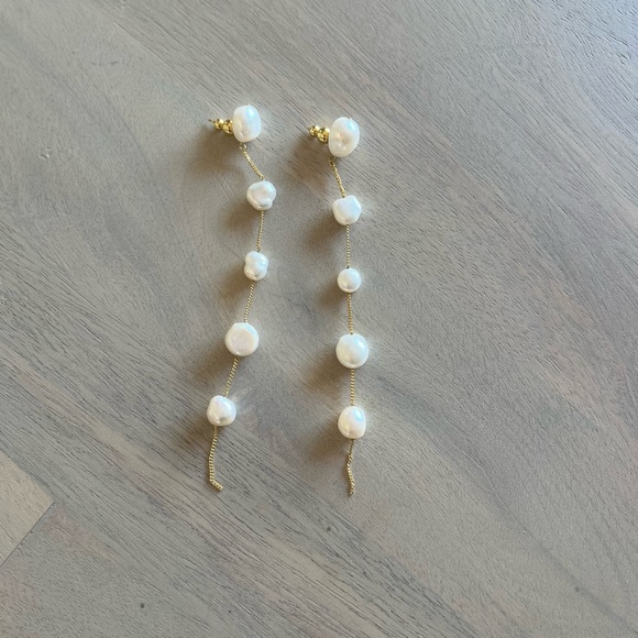 Cult Gaia Atum Earrings - Picture 3 of 6